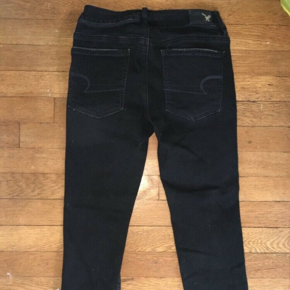 AMERICAN EAGLE black Crop Stretch Denim capris Womens juniors Size 2 regular